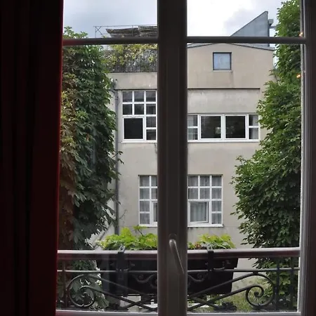 Apartment Bright Apt Near Menilmontant *